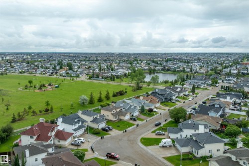 8904 170A Avenue, Edmonton, AB 