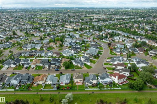 8904 170A Avenue, Edmonton, AB 