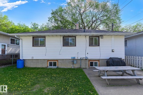 11930 56 Street, Edmonton, AB - Outdoor With Exterior