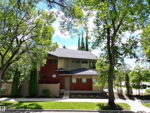 6428 Ada Boulevard, Edmonton, AB 