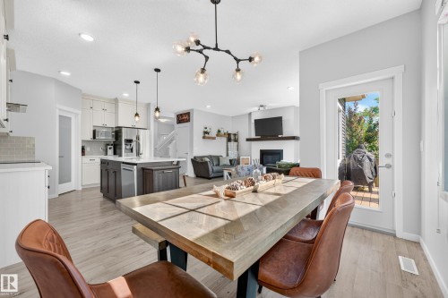 5161 Crabapple Link Link, Edmonton, AB 