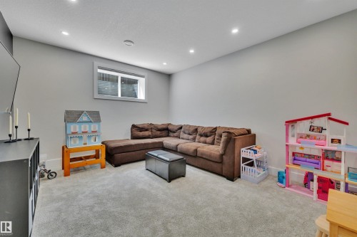 6102 60 Street, Beaumont, AB 