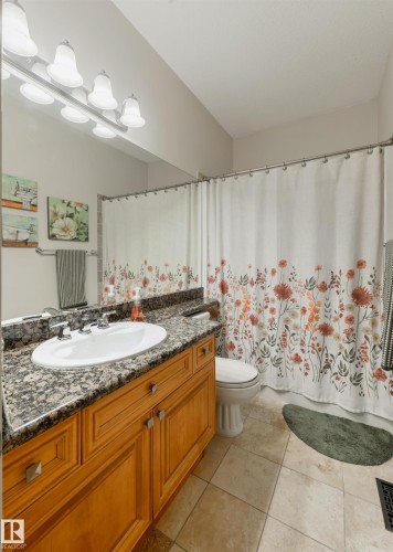 956 Hollingsworth Bend, Edmonton, AB 