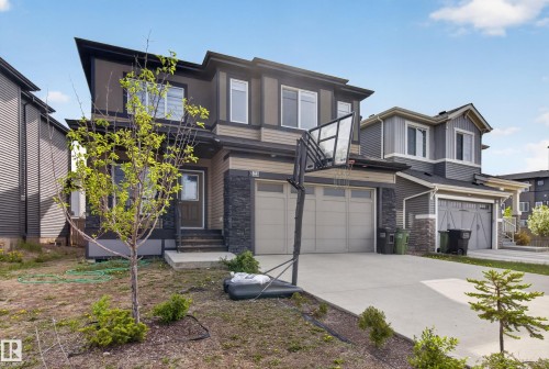 8607 Mayday Wynd, Edmonton, AB - Outdoor
