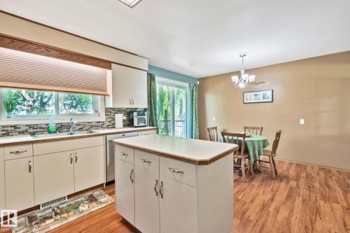 14820 75A Street, Edmonton, AB 