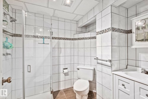 14820 75A Street, Edmonton, AB 