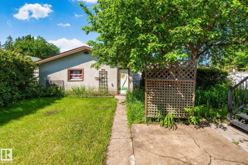 14820 75A Street, Edmonton, AB 