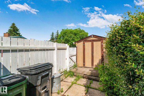 14820 75A Street, Edmonton, AB 