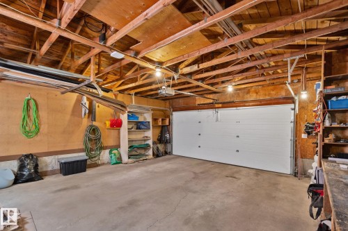 14820 75A Street, Edmonton, AB 