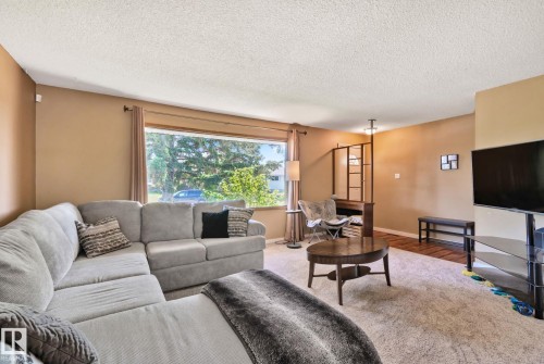 14820 75A Street, Edmonton, AB 