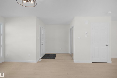 19492 21 Avenue, Edmonton, AB 