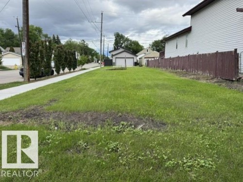 11447 90 Street, Edmonton, AB 