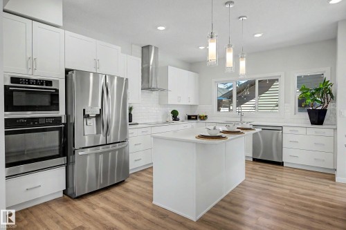 2451 Kelly Circle, Edmonton, AB 