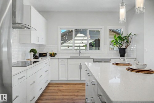 2451 Kelly Circle, Edmonton, AB 