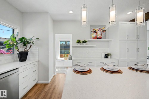 2451 Kelly Circle, Edmonton, AB 