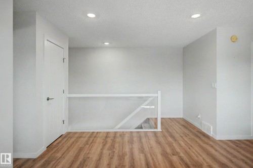 2451 Kelly Circle, Edmonton, AB 