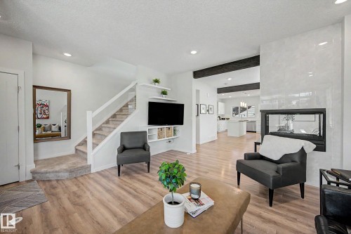 2451 Kelly Circle, Edmonton, AB 