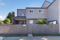 1620 LAKEWOOD Road NW  Edmonton, AB T6K 3H4