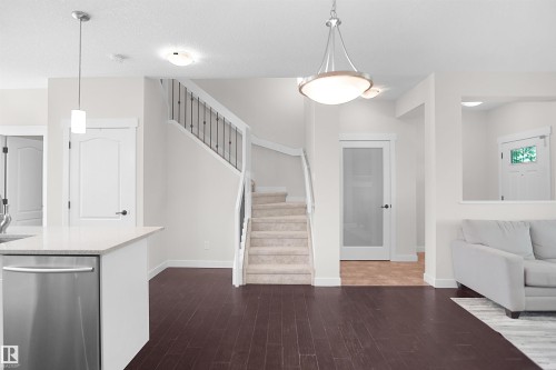 181 Hawks Ridge Boulevard, Edmonton, AB 