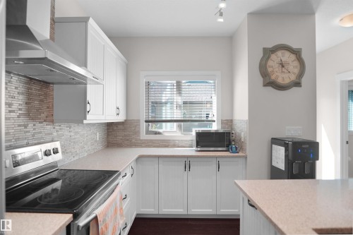 181 Hawks Ridge Boulevard, Edmonton, AB 