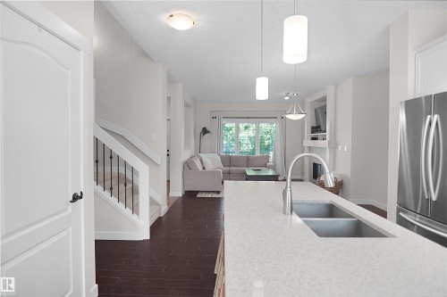 181 Hawks Ridge Boulevard, Edmonton, AB 