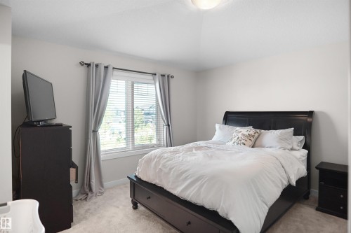 181 Hawks Ridge Boulevard, Edmonton, AB 