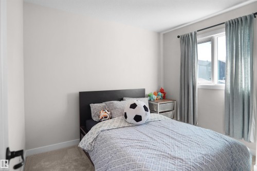 181 Hawks Ridge Boulevard, Edmonton, AB 