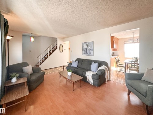 1 Forest Drive, St. Albert, AB 