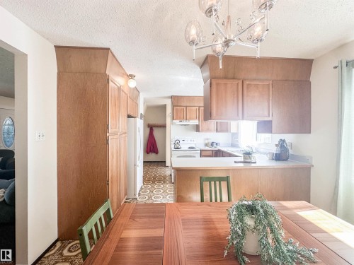 1 Forest Drive, St. Albert, AB 