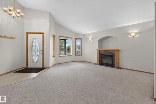 475 Highwood Boulevard, Devon, AB 
