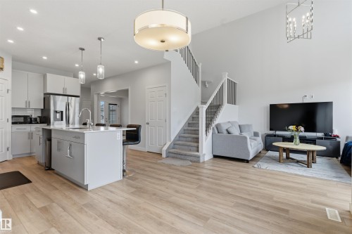 22614 99A Avenue, Edmonton, AB - Indoor
