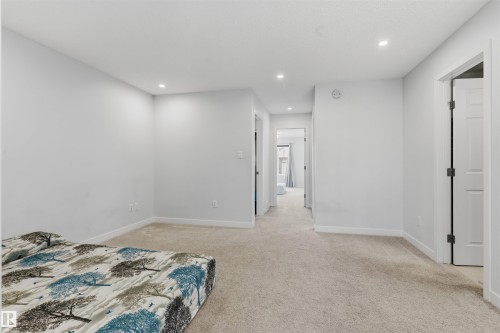 22614 99A Avenue, Edmonton, AB - Indoor
