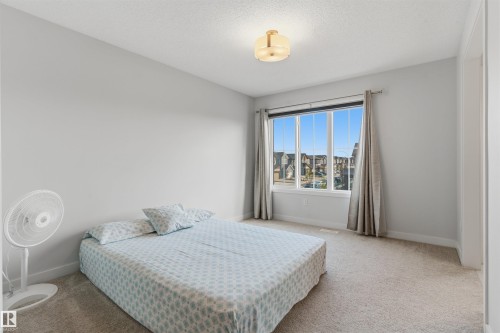 22614 99A Avenue, Edmonton, AB - Indoor Photo Showing Bedroom