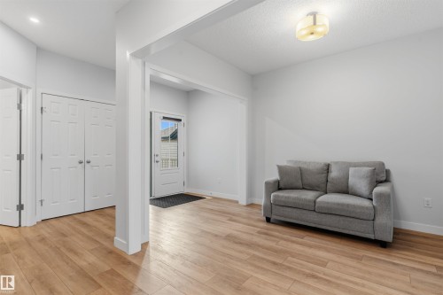 22614 99A Avenue, Edmonton, AB - Indoor