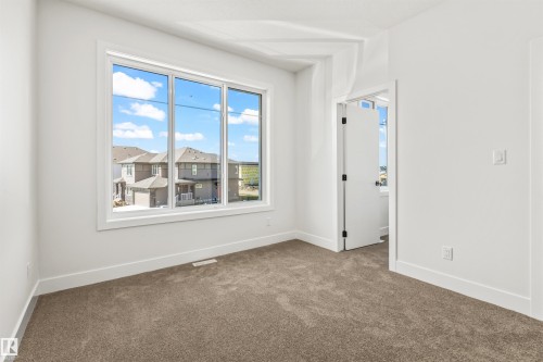 178 Elliott Wynd, Fort Saskatchewan, AB - Indoor Photo Showing Other Room