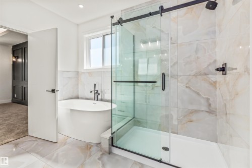 178 Elliott Wynd, Fort Saskatchewan, AB - Indoor Photo Showing Bathroom