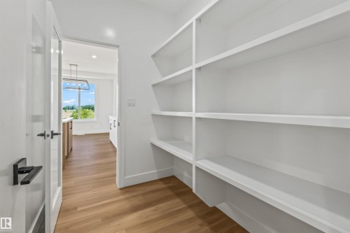 178 Elliott Wynd, Fort Saskatchewan, AB - Indoor With Storage
