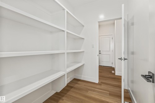 178 Elliott Wynd, Fort Saskatchewan, AB - Indoor With Storage