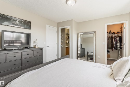 8774 Stein Lane, Edmonton, AB 