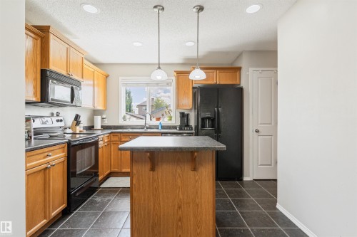 8774 Stein Lane, Edmonton, AB 
