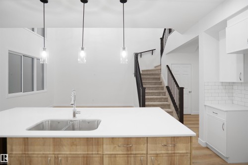 1209 11 Avenue, Edmonton, AB 