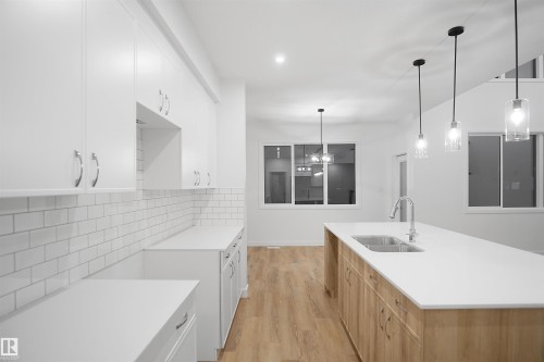 1209 11 Avenue, Edmonton, AB 