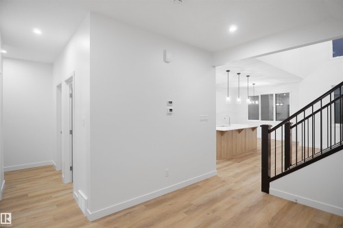 1209 11 Avenue, Edmonton, AB 