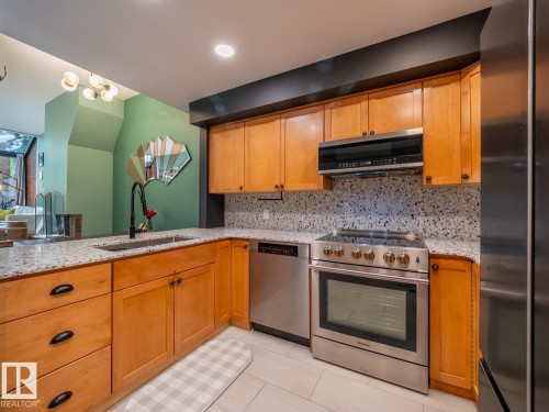 11116 83 Avenue, Edmonton, AB 