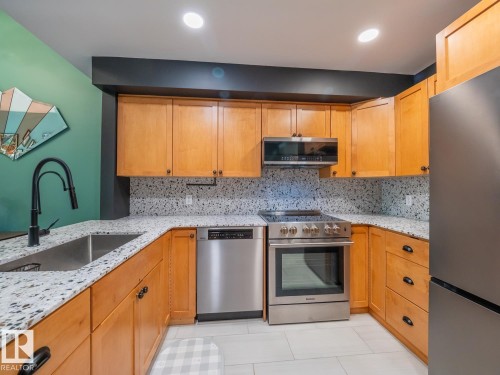 11116 83 Avenue, Edmonton, AB 