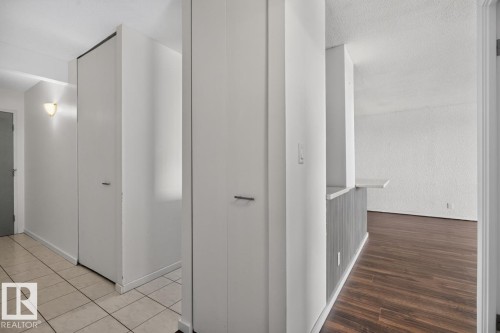 205 11307 99 Avenue, Edmonton, AB 