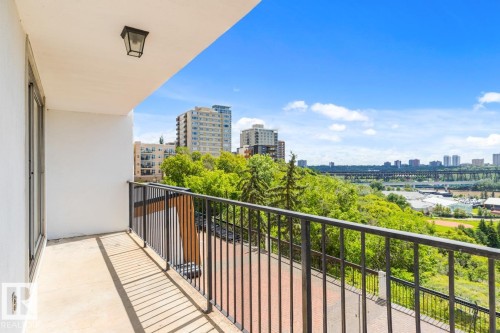 205 11307 99 Avenue, Edmonton, AB 