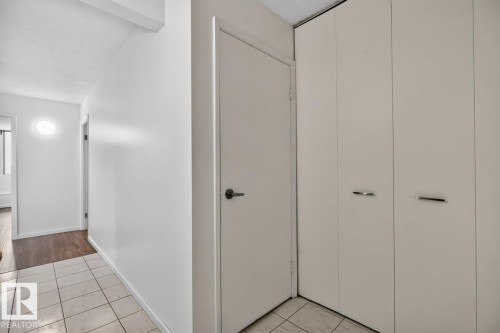 205 11307 99 Avenue, Edmonton, AB 