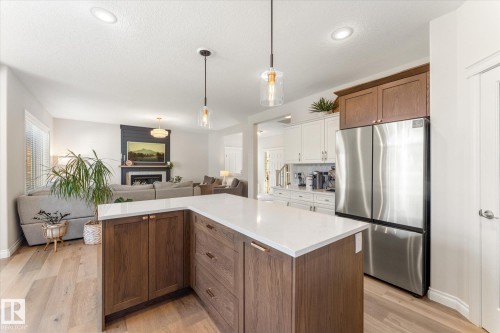 10 Willowdale Place, Stony Plain, AB 