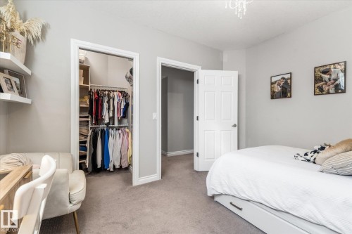 10 Willowdale Place, Stony Plain, AB 